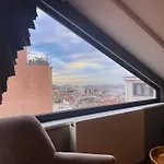 Aleksandr Pera Hotel
