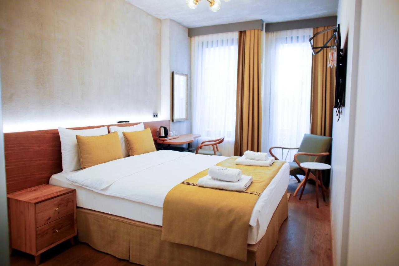 Hotel Aleksandr Pera 3*