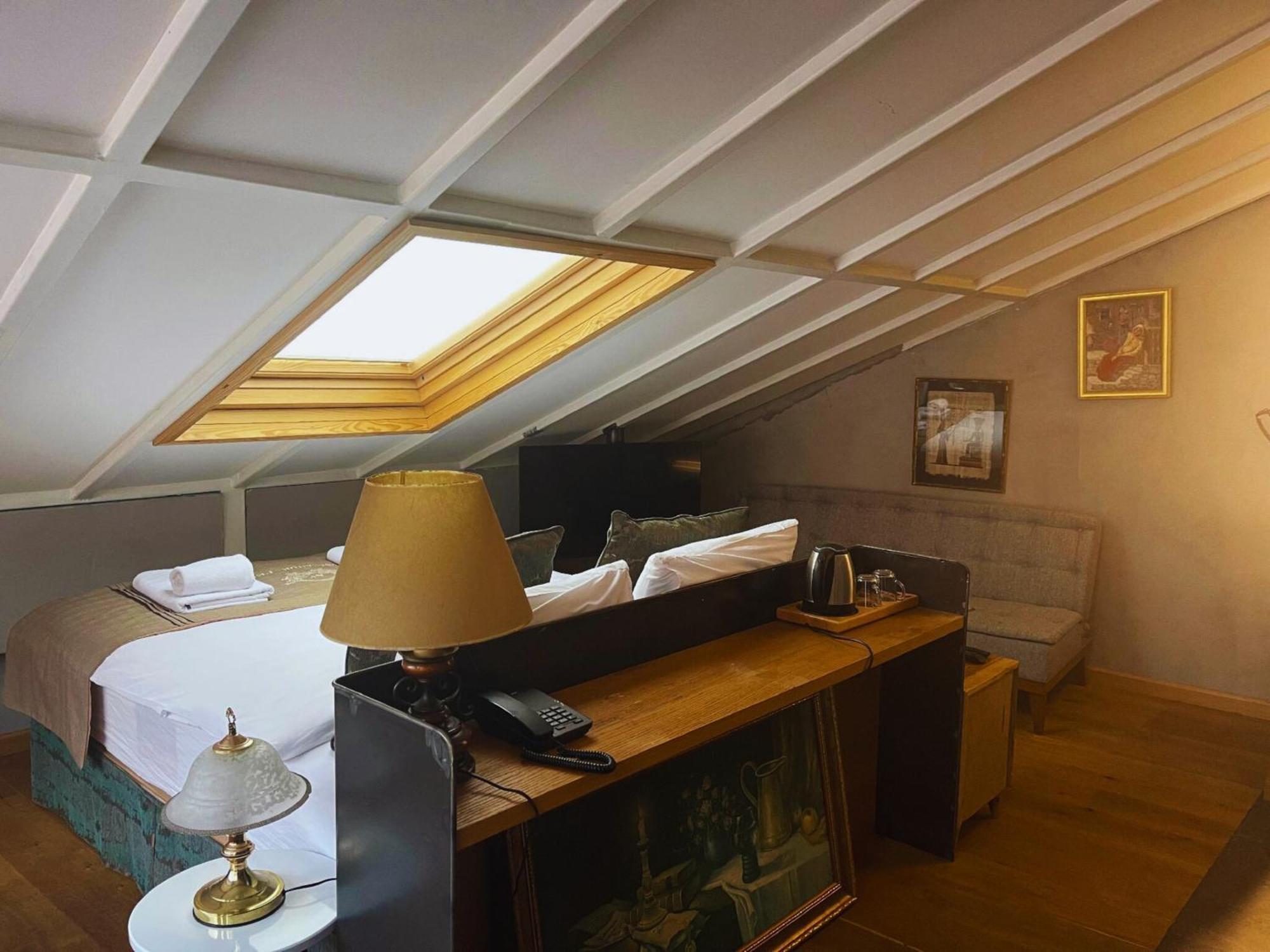 Aleksandr Pera Hotel Istambul